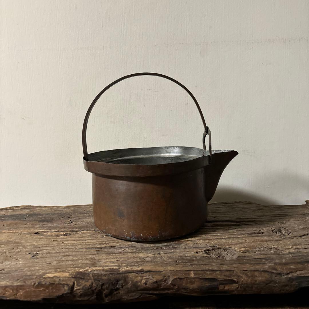 シャビー　古い片口銅鍋　⑥ コッパーケトル　片口　ガーデニング　古道具　検:李朝
