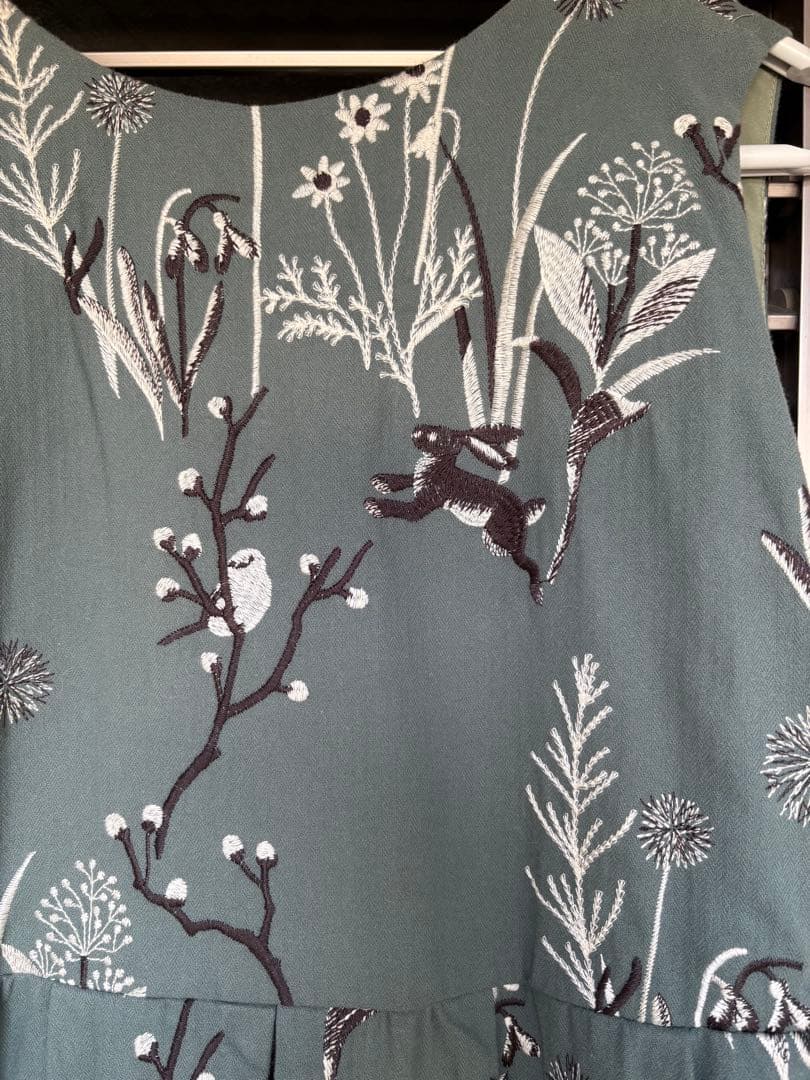 ジャンパースカート ワンピ マーブルシュッド ツモリ ホコモモラ シビラ 動物