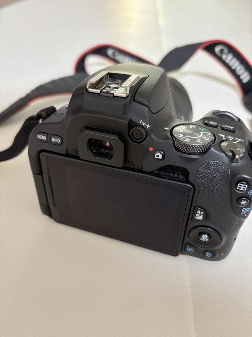 Canon EOS Kiss X9 本体 + レンズ2本