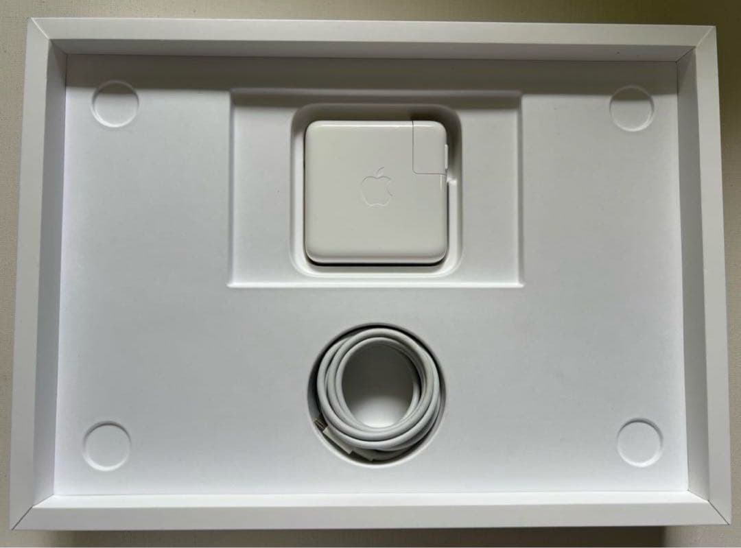 MacBook Pro2020 13インチ 8GB 512GB