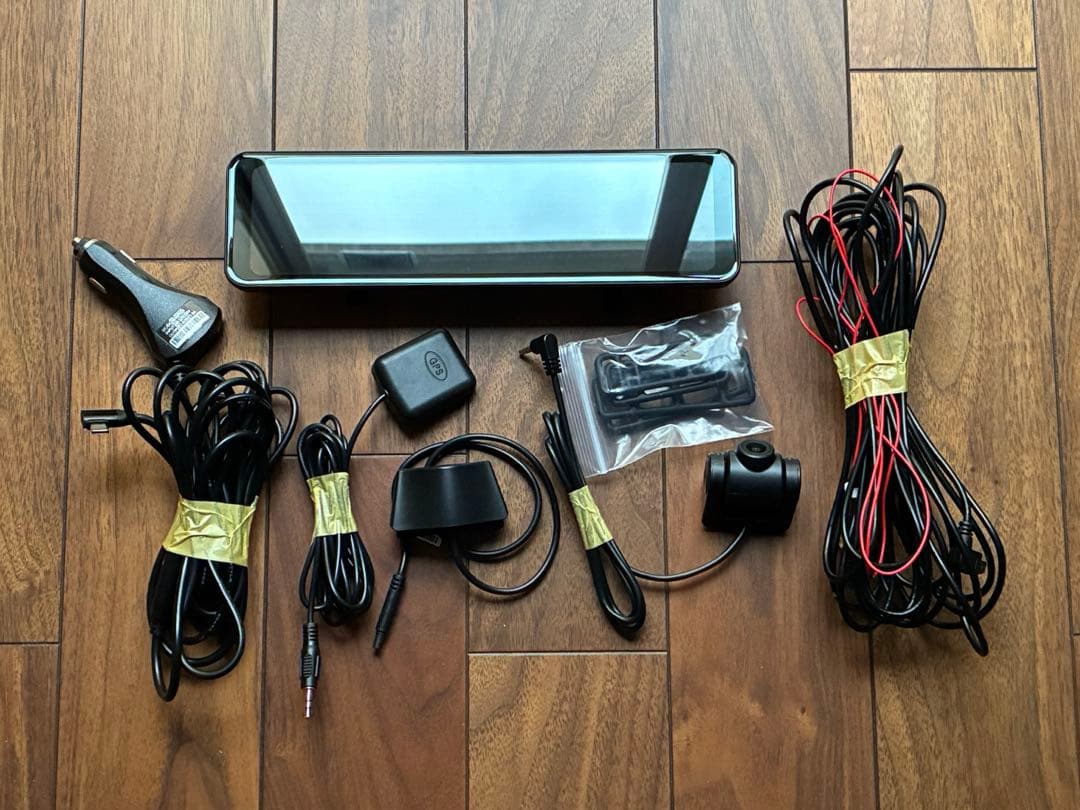 ビビ海賊　JADO T860 ミラー型ドライブレコーダー　前後分離型