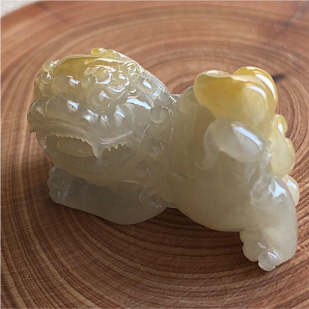 本翡翠　翡翠　獅子　希少　A貨　日本鑑定書付　天然石　魔除け　厄除け　ペア