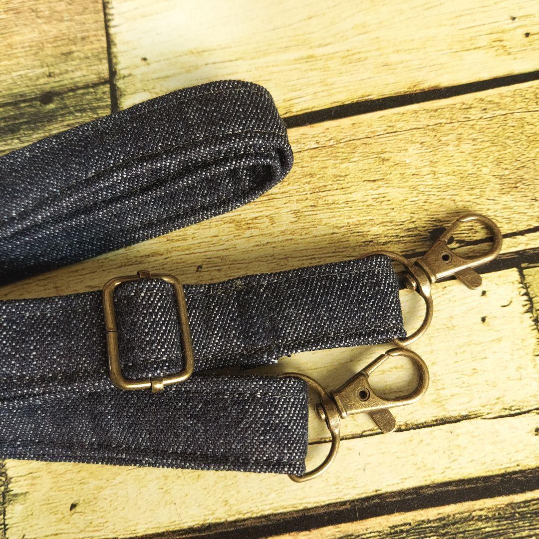 刺繍デニムバック　No.676　デニムリメイク　刺繍バック　丸いバック