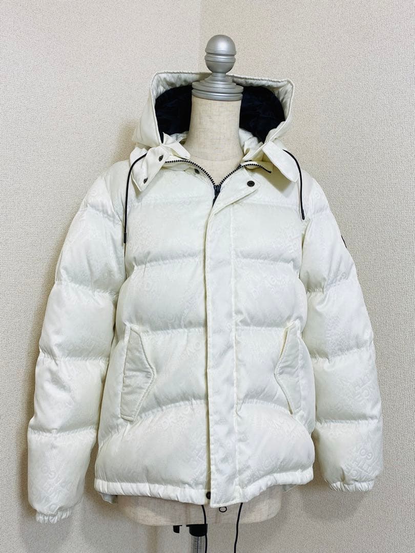 8094. DANCE WITH DRAGON 総柄 ダウンジャケット