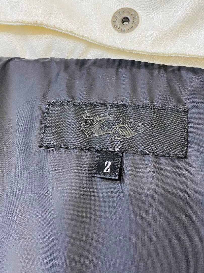 8094. DANCE WITH DRAGON 総柄 ダウンジャケット