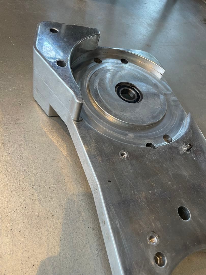 値下げ / ショベル/エボ　オープンプライマリー バックプレート