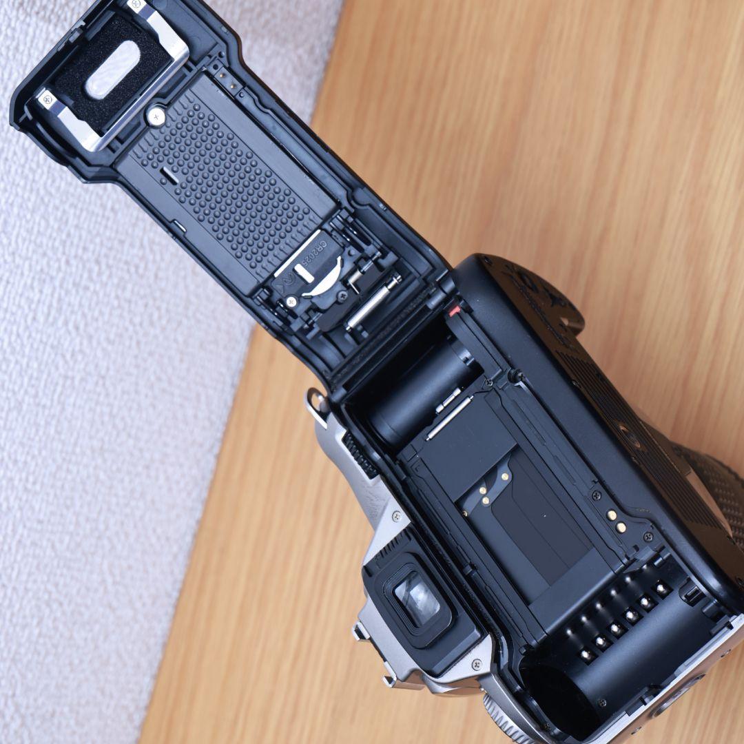 フィルムカメラ Nikon Us レンズ フィルム電池付き