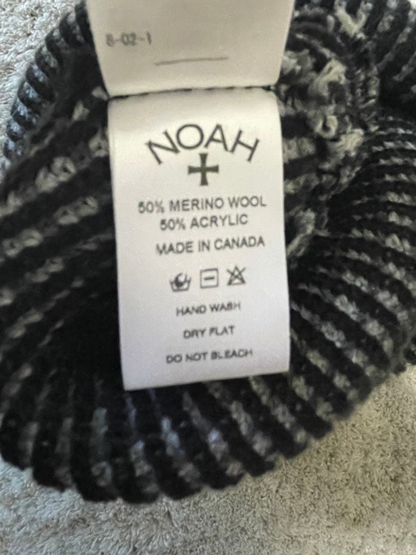 NOAH ニット帽・ビーニー 黒とグレー