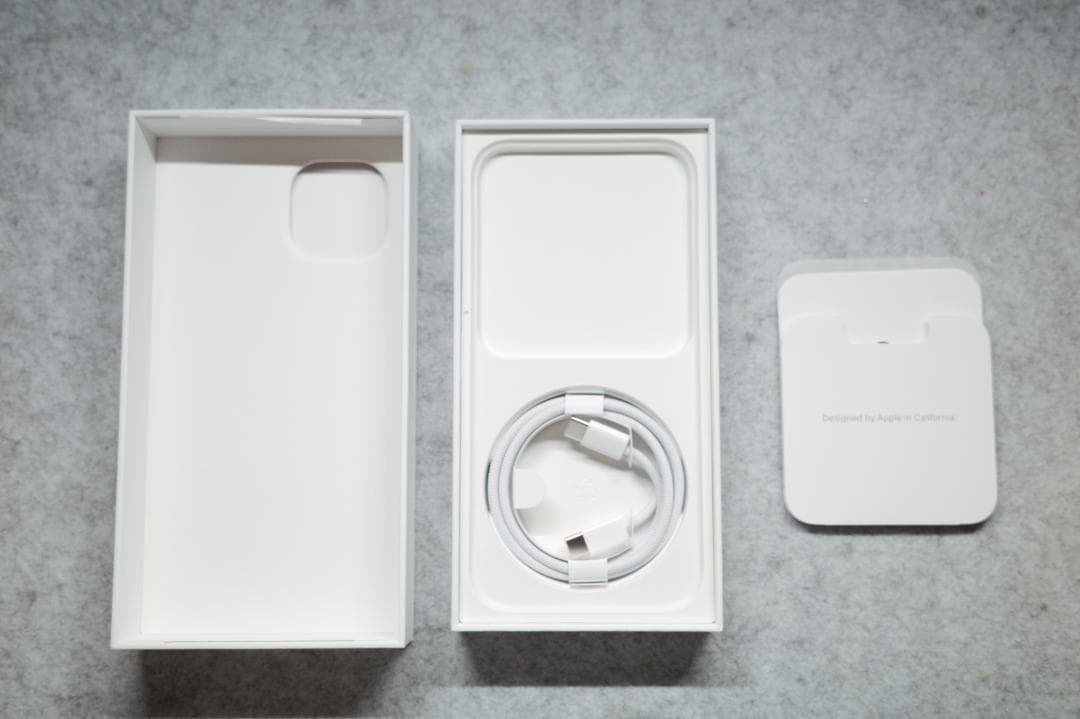 iPhone 15 Plus 128GB ブルー SIMフリー 中古