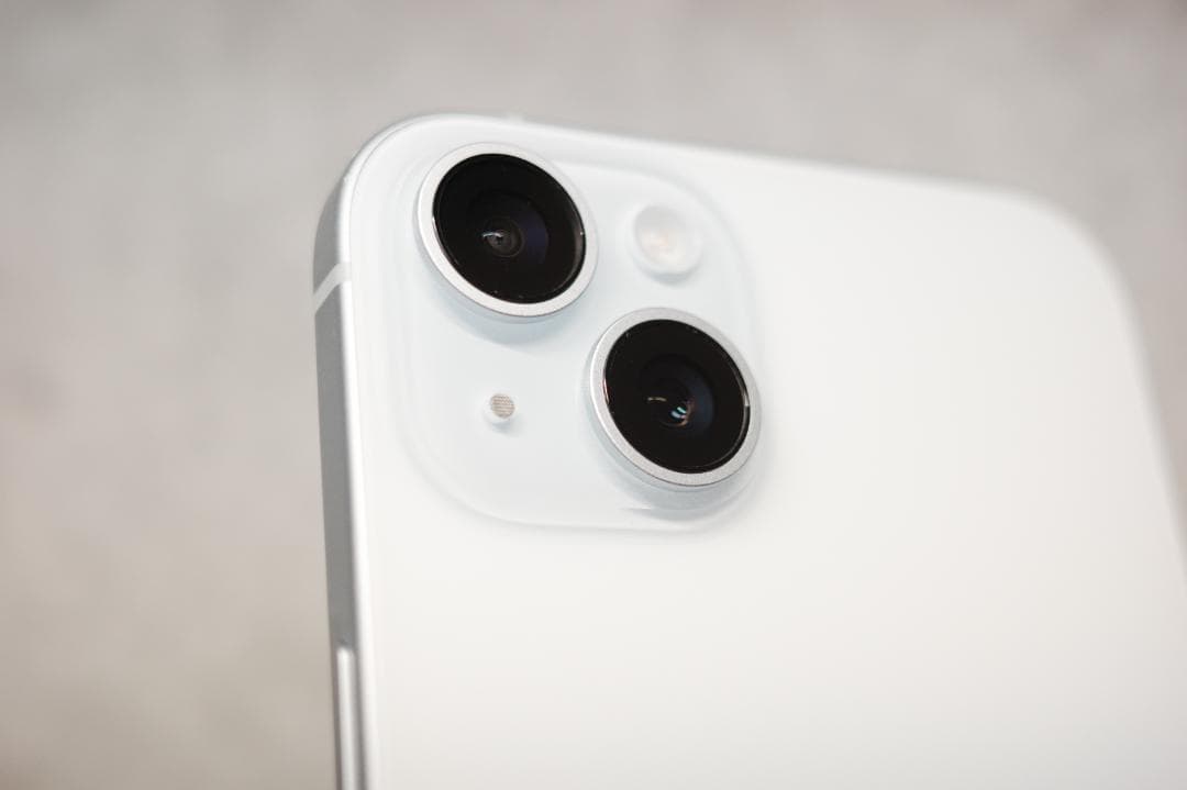 iPhone 15 Plus 128GB ブルー SIMフリー 中古