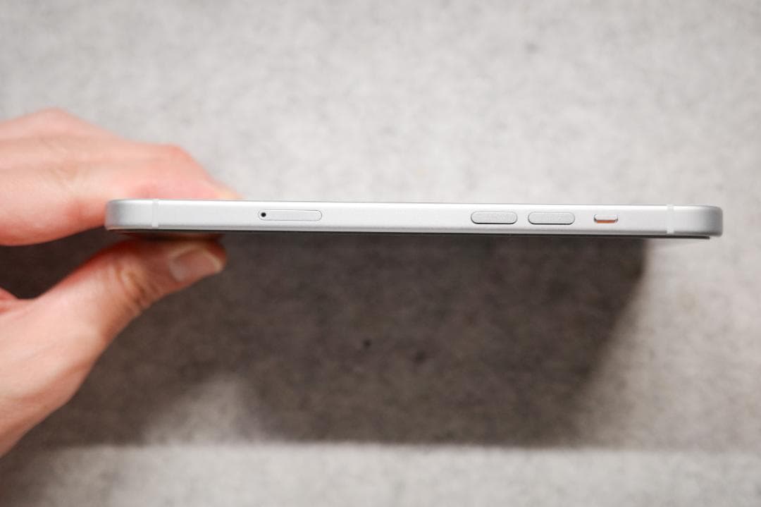 iPhone 15 Plus 128GB ブルー SIMフリー 中古