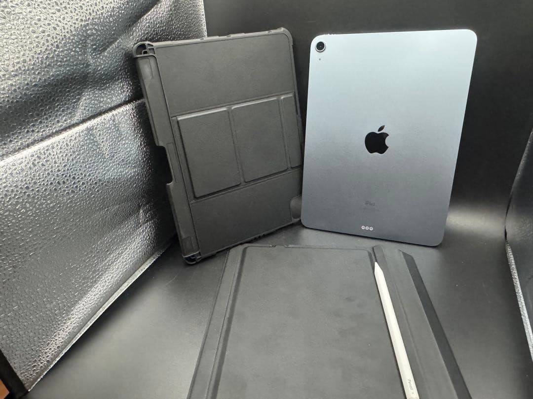 100%美品ipadAir4マグネットスタンド型キーボードケーススタイラスペン