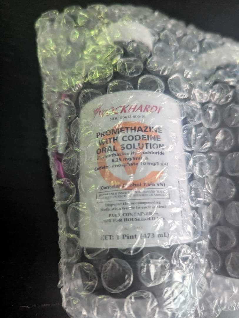 小物 Lean Bottle Stash Keychain