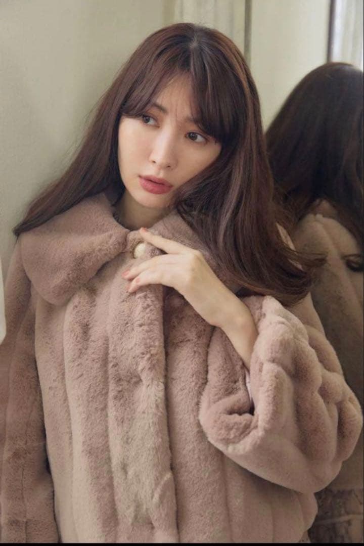 ジャケット・アウター HerLipto Winter Love FauxFurCoat