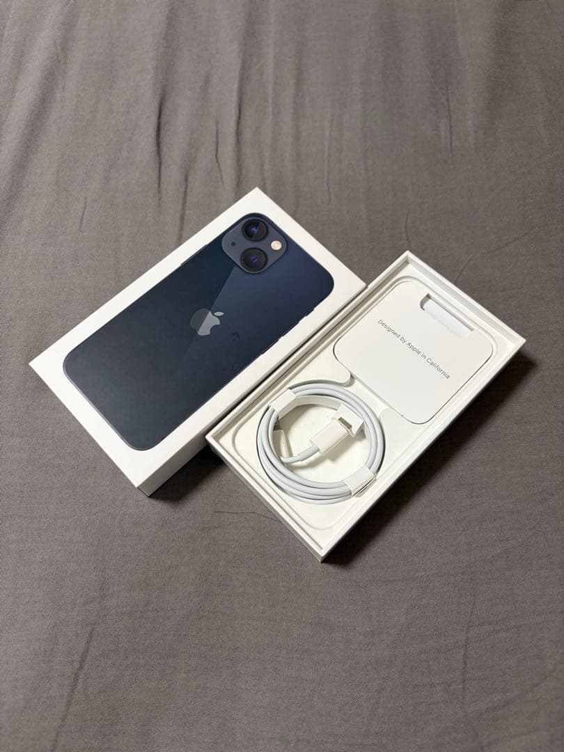 iPhone 13 mini 128GB ミッドナイト SIMフリー【おまけ付】