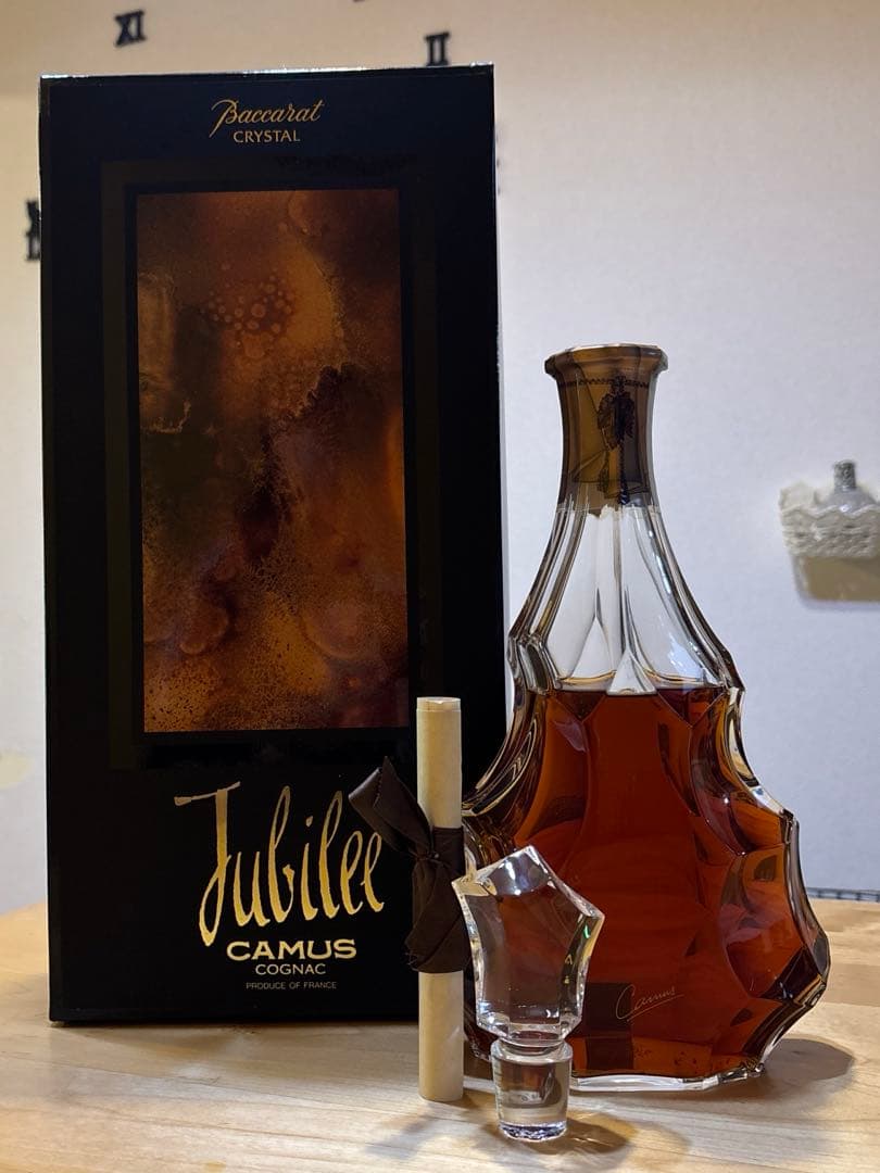 Camus Jubilee コニャック Baccarat Crystal