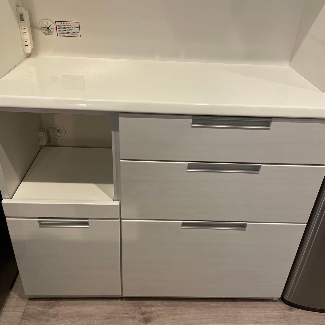 ニトリ　キッチンボード　食器棚　横幅100㎝