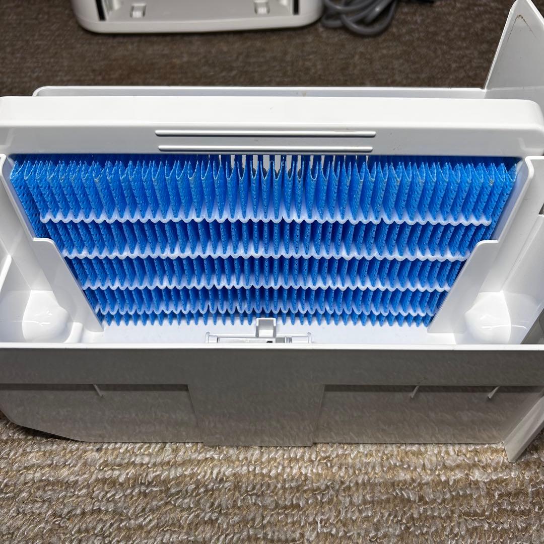 美品 SHARP 加湿空気清浄機 KI-NS40-W ホワイト 2021年製