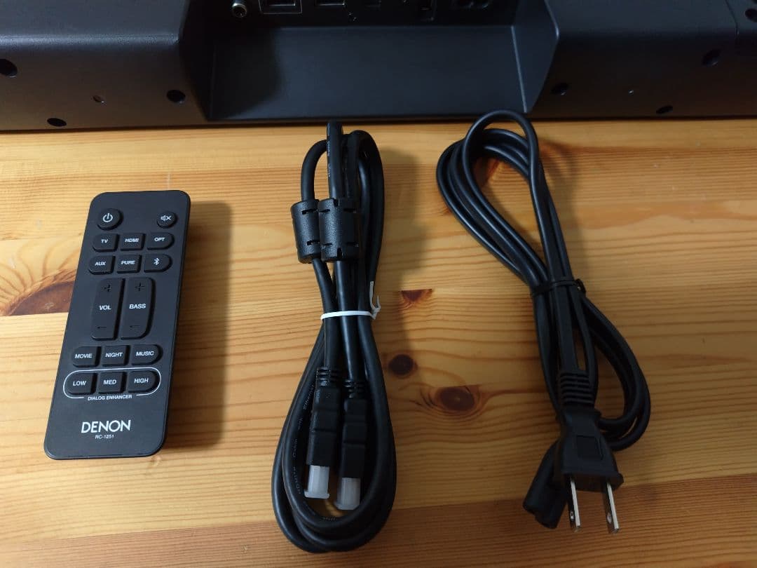 【美品】DENON DHT-S217 サウンドバー　2023年製