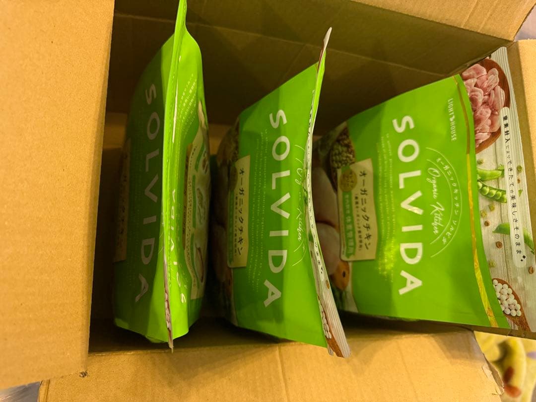 【新品未開封】ソルビダ ドッグフード　体重管理　1.8kg×3袋