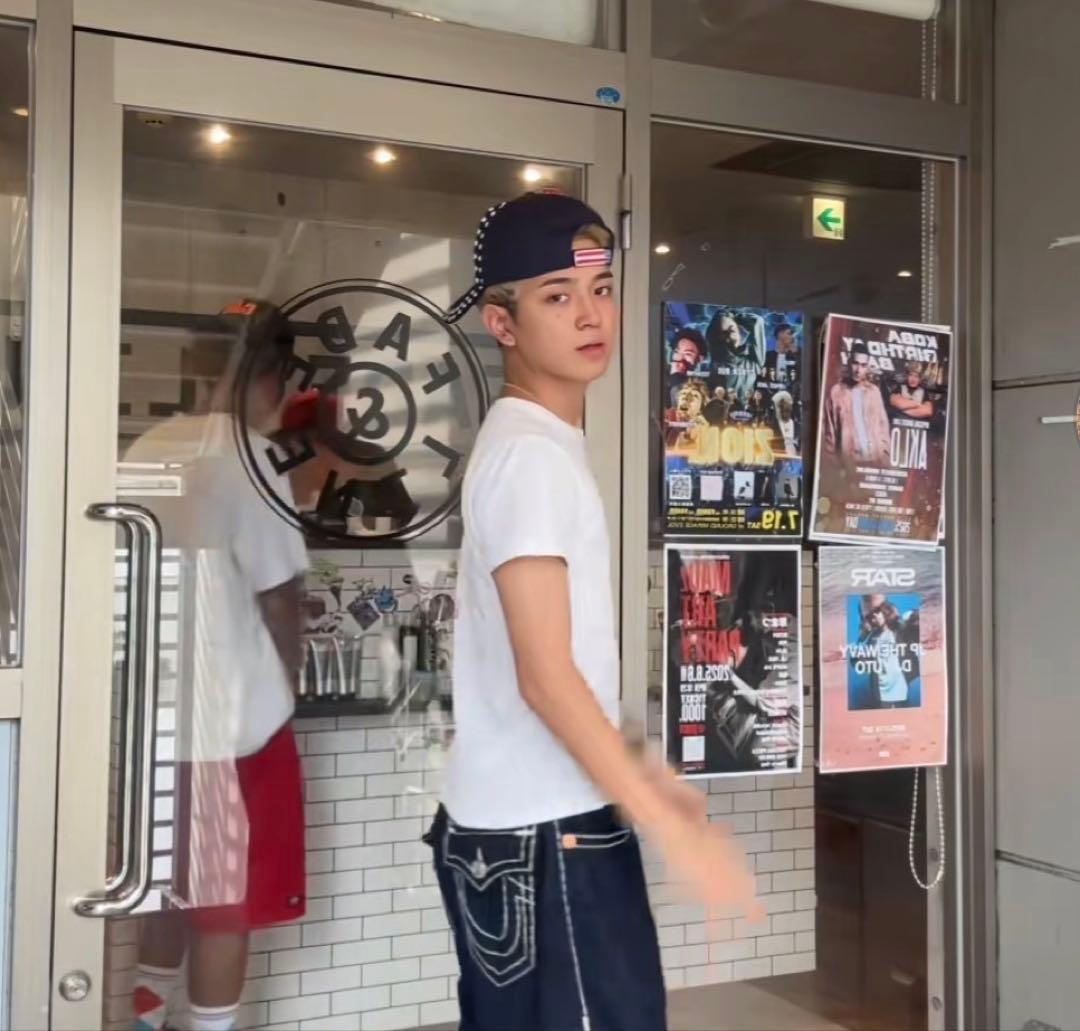 PLAY HOUR キャップ