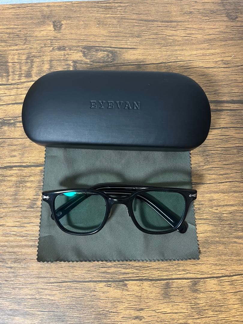 小物 EYEVAN7285 711