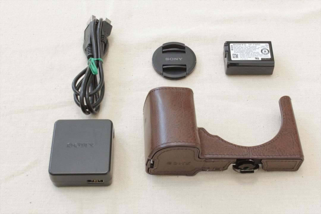 スマホ転送！SONY α6000 ILCE-6000 ミラーレスカメラ