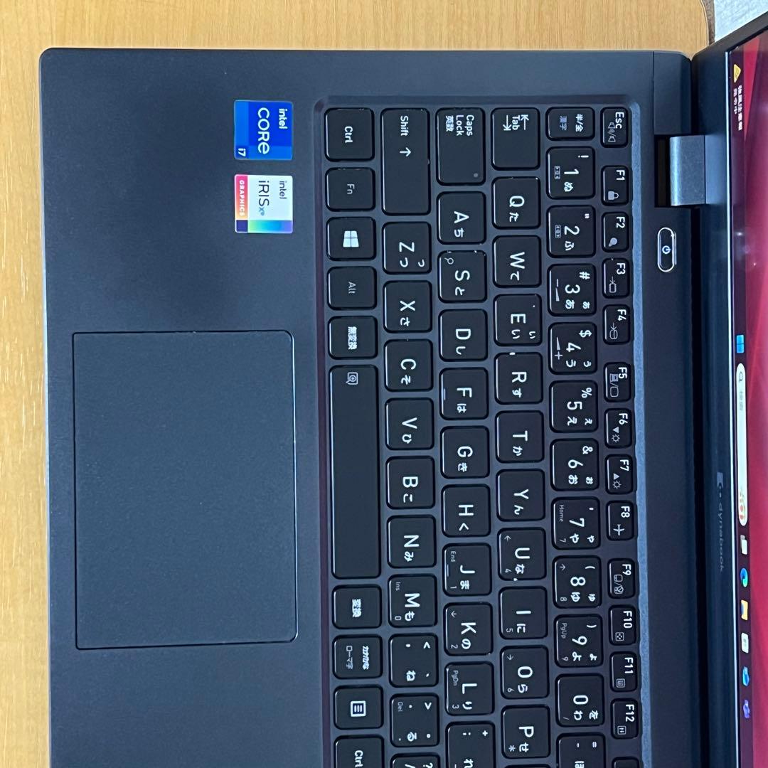 「中古美品」DYNABOOK G83/HS i7第11世代16GBメモリ