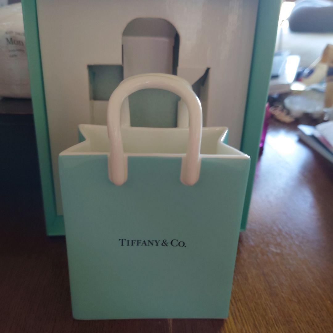 ティファニー　ショッピングバッグ型置物　陶器