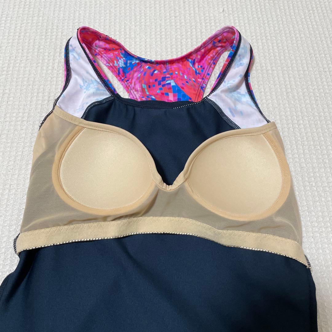 NIKEのフィットネス水着　M スナップボタン付き