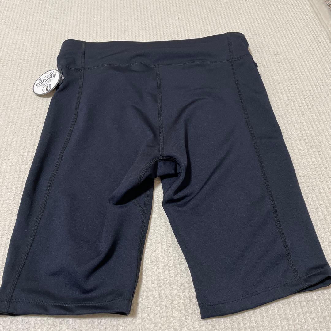 NIKEのフィットネス水着　M スナップボタン付き