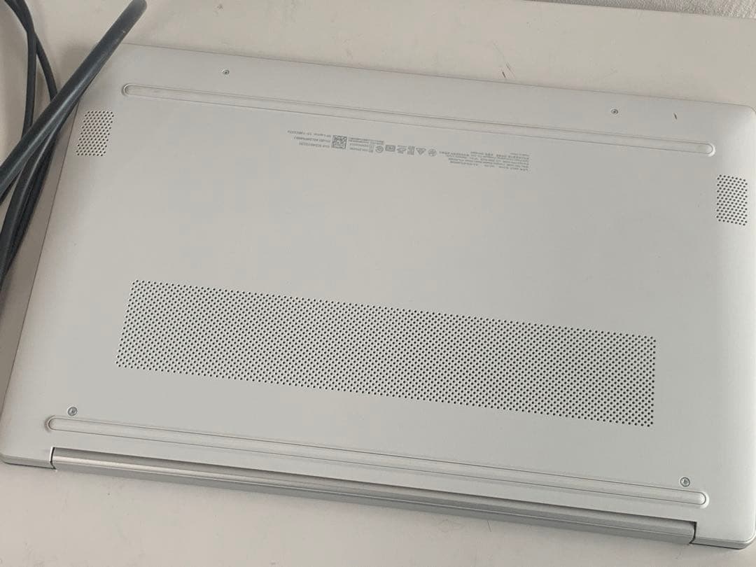 美品 ノートパソコン HP 15-fd インテル第13世代