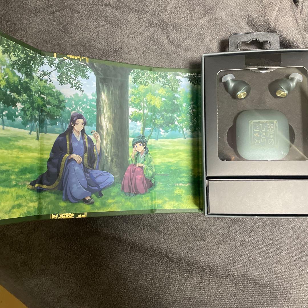 AVIOTトゥルーワイヤレスイヤホン　薬屋のひとりごと限定コラボ