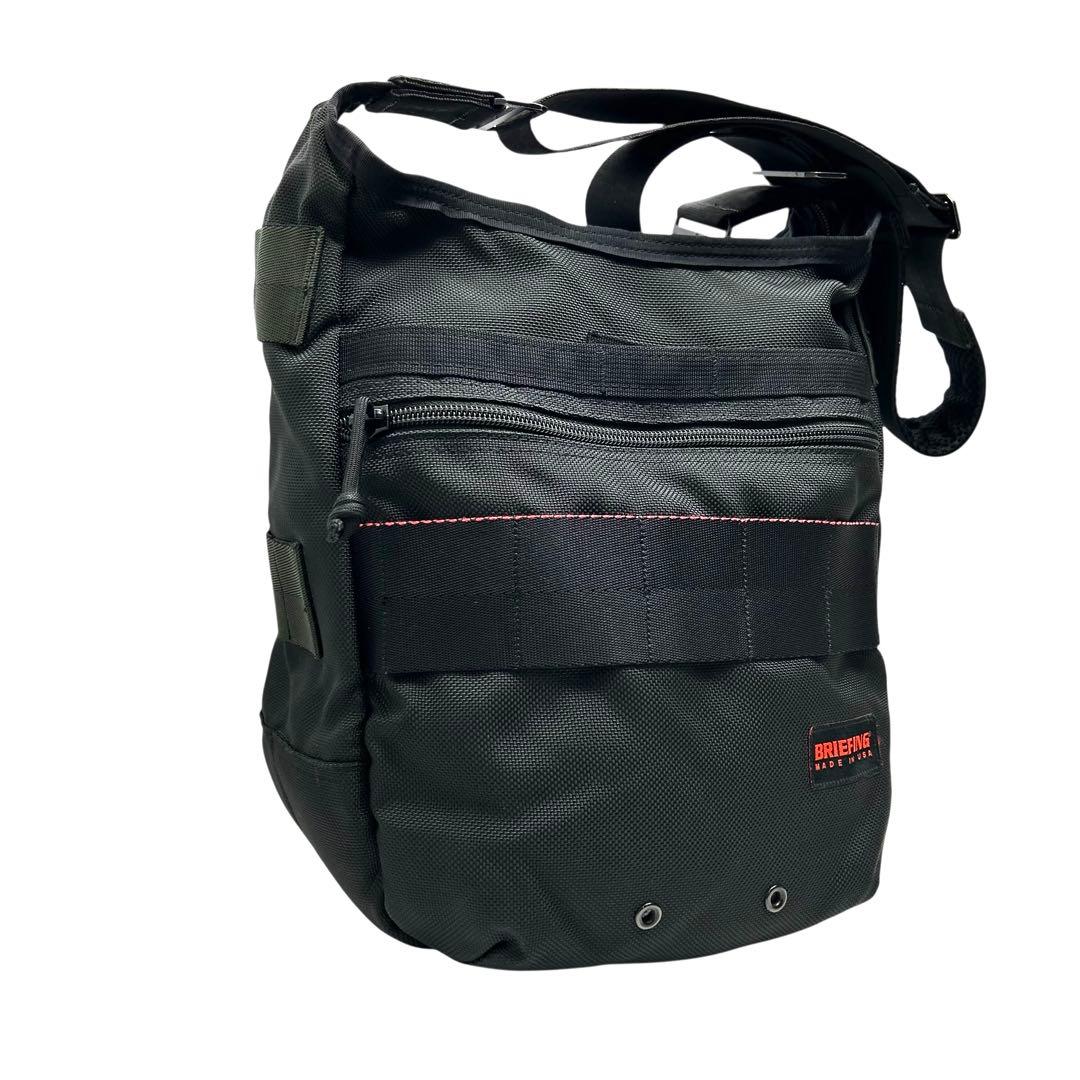 BRIEFING ブリーフィング　ショルダーバッグ　斜め掛け　ブラック