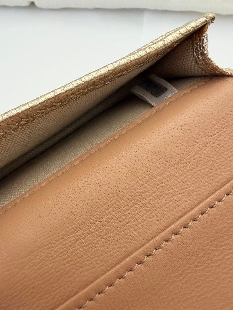 JIMMY CHOO ジミーチュウ　スタースタッズ 名刺入れ