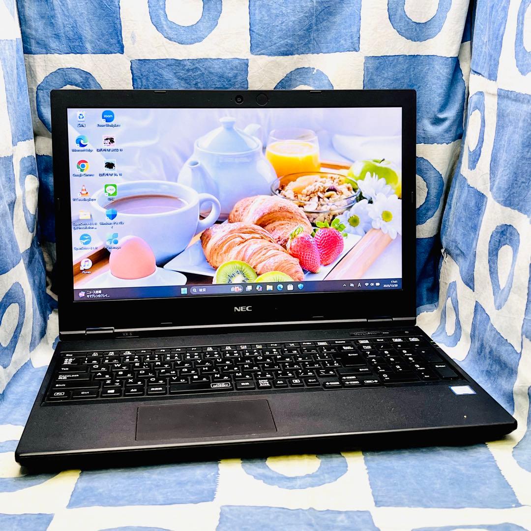 第8世代♡快適SSD +HDD☆マットな黒ノートパソコン♪カメラ付き！Win11