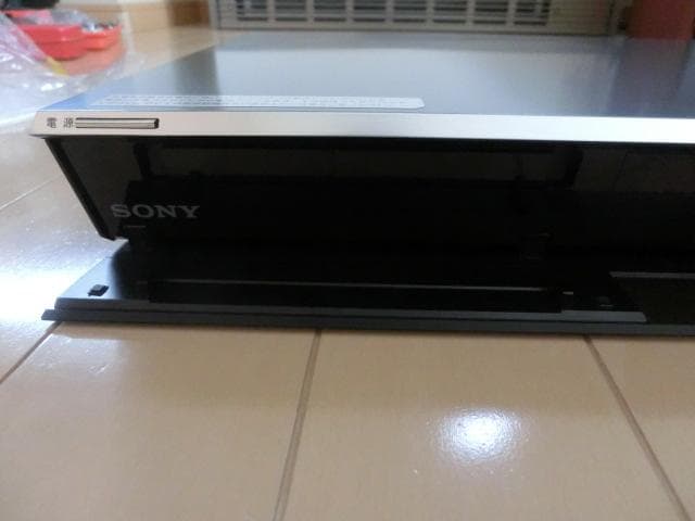 ソニーブルーレイレコーダー　BDZ-ET1000（1TB ３番組同時録画）完動品
