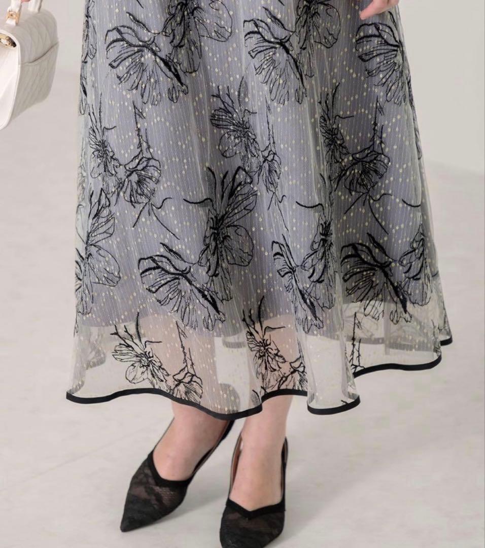 LEJA 配色パイピングプチハイネック花柄刺繍ラメレースロング丈ドレス