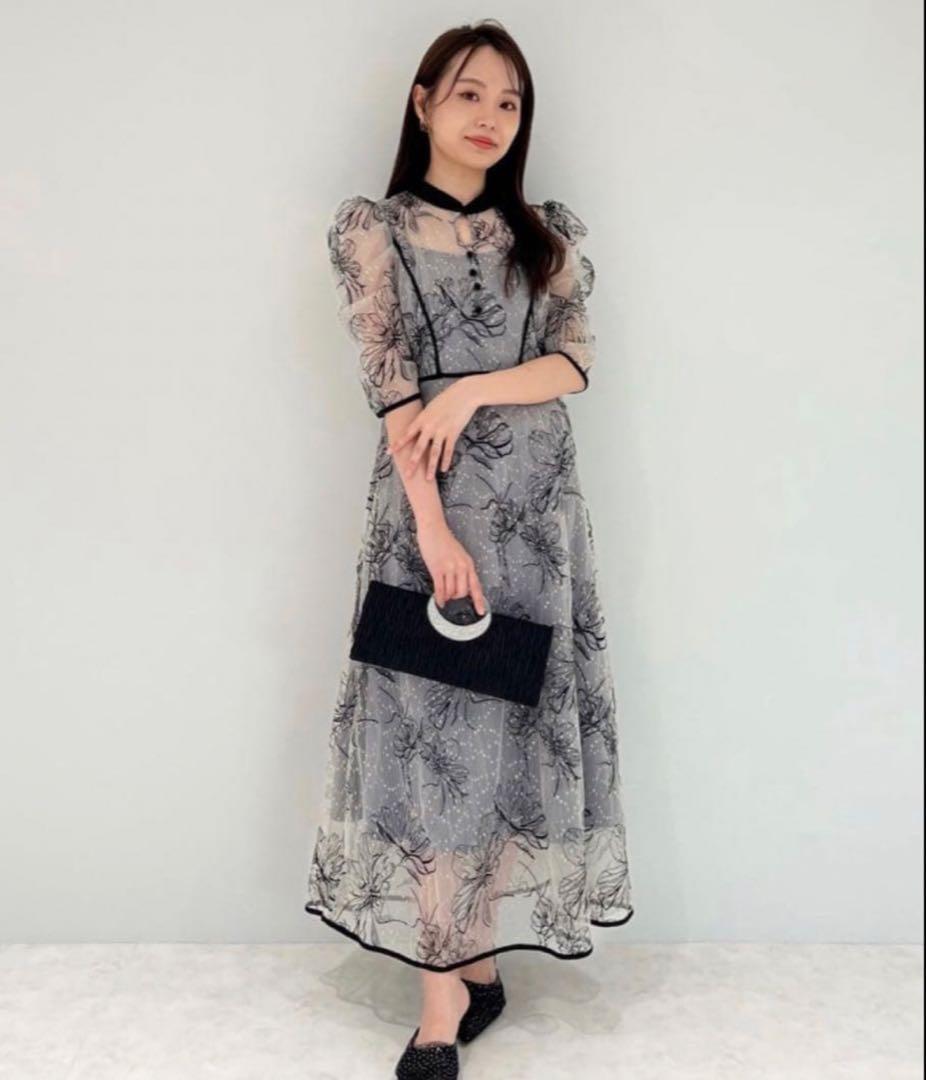 LEJA 配色パイピングプチハイネック花柄刺繍ラメレースロング丈ドレス