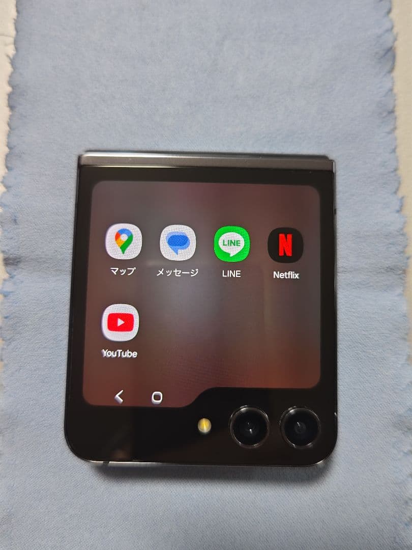 Samsung Galaxy Z Flip5 グラファイト 本体