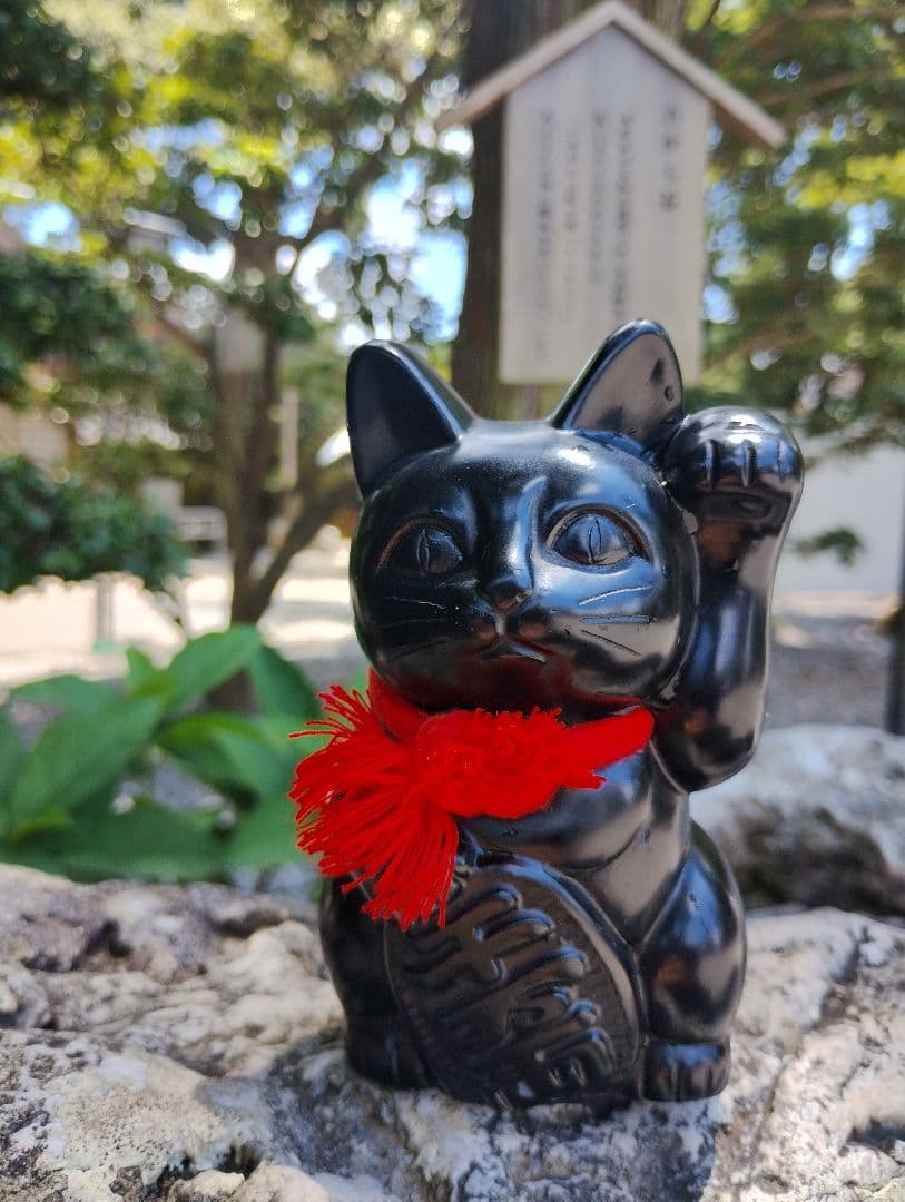 招き猫　置き物　パワーストーン　那智黒石　縁起物　天然石　やたがらす伝説