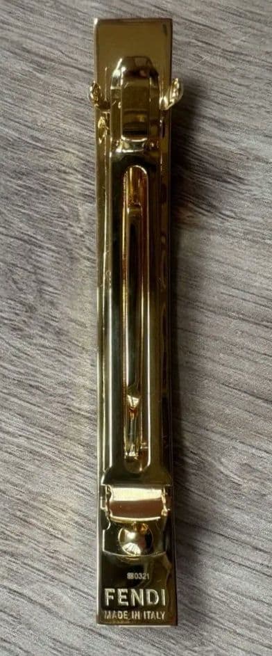 【新品•未使用】フェンディ（FENDI）バレッタ