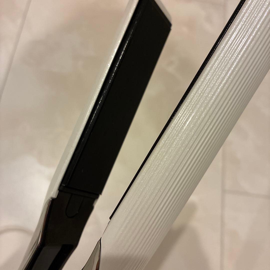 リファ　ストレート　ヘアアイロン 140-220℃