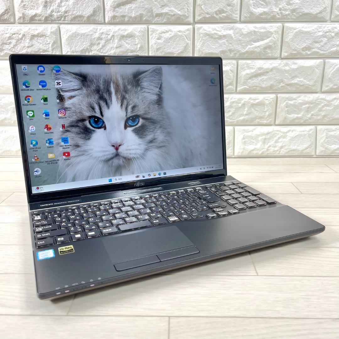 富士通 第8世代 i7 新品SSD1T＋HDD1TB メモリ16 ノートパソコン