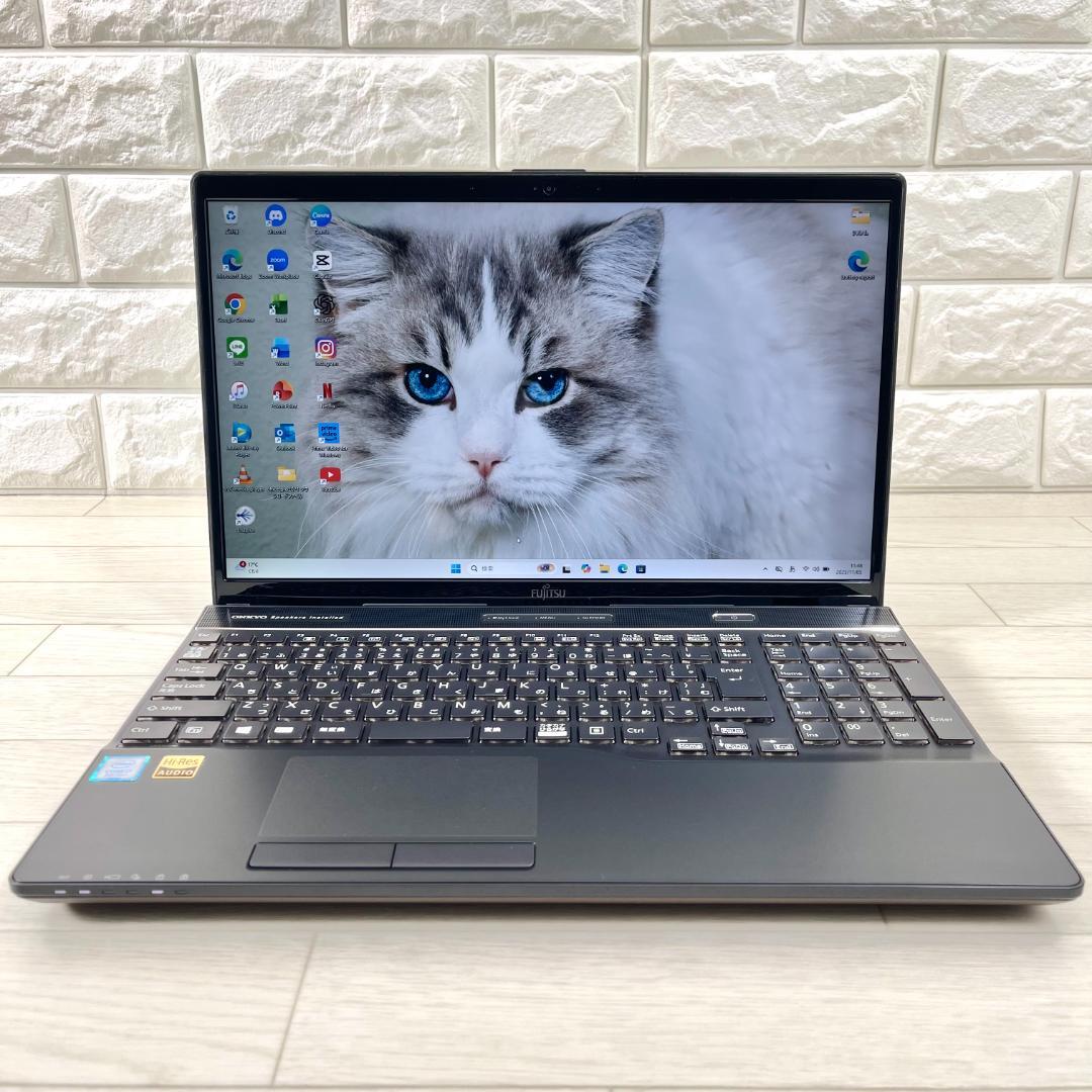 富士通 第8世代 i7 新品SSD1T＋HDD1TB メモリ16 ノートパソコン