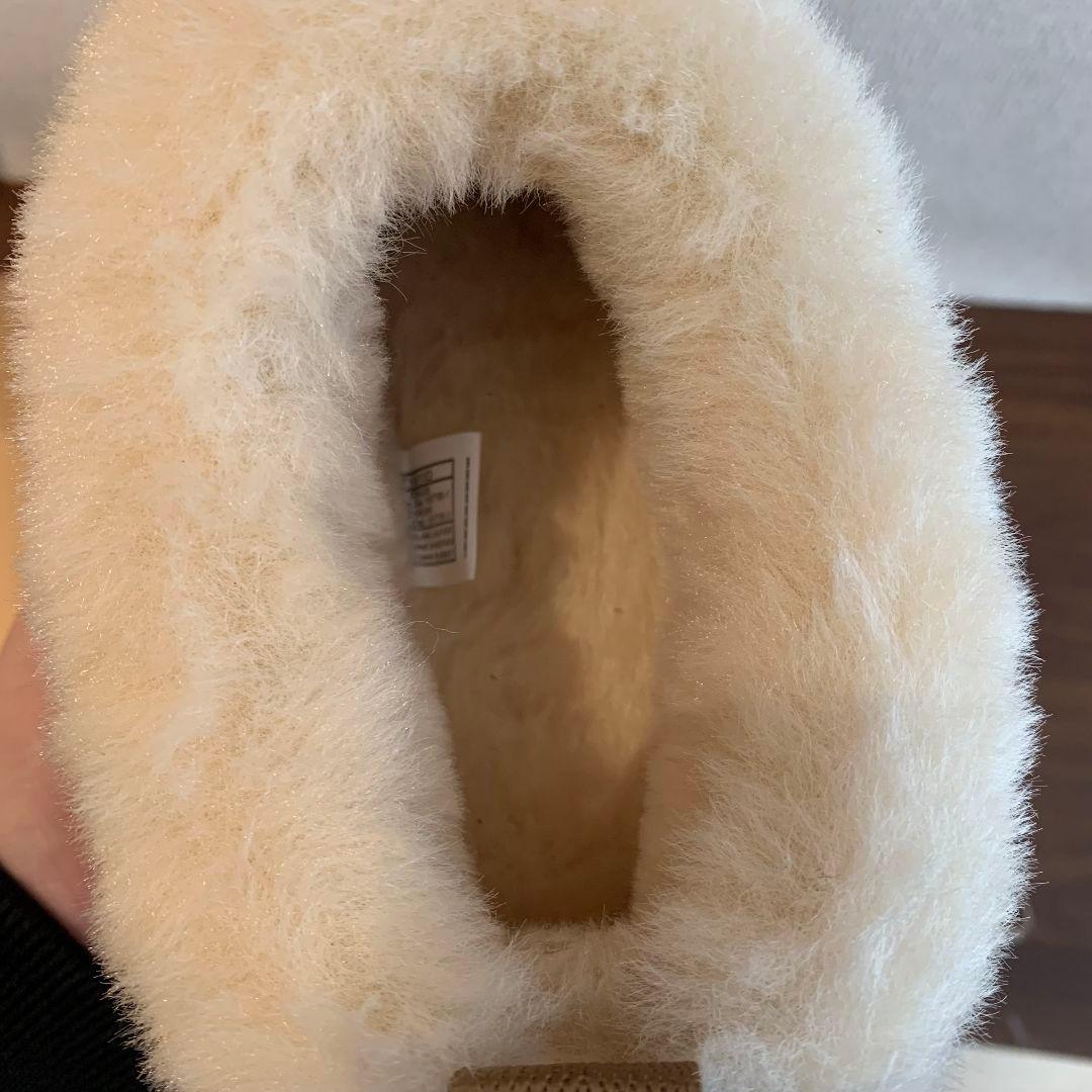 未使用✨UGG ブラウン ムートンブーツ 厚底 25CM