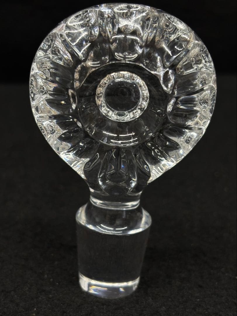 【 REMY MARTIN セントークリスタル 】ブランデー 700ml