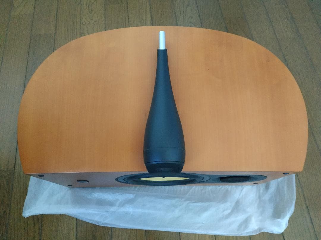 【美品】B&W HTM2 センター スピーカー nautilus ノーチラス