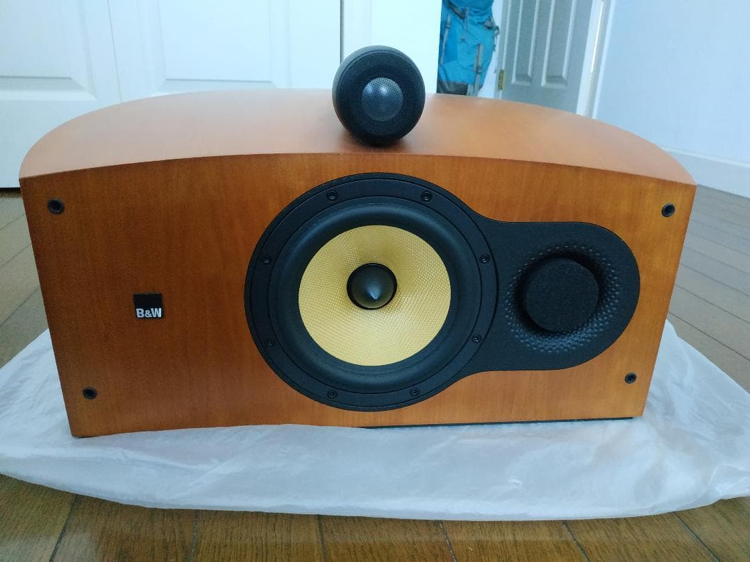 【美品】B&W HTM2 センター スピーカー nautilus ノーチラス