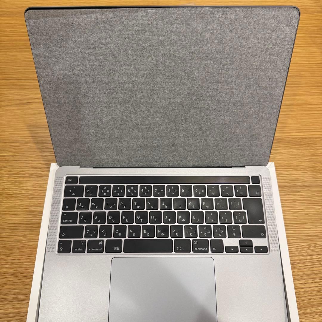 MacBook本体 MacBook Pro 13-inch 2020 8GB / SSD 256GB